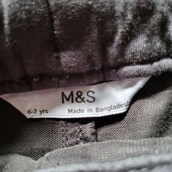 2 Pairs Boys Marks and Spencer Cargo Pants Size 6-7 - Picture 3 of 4